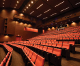 Kompleksowa aranżacja sal kinowych, teatralnych i audytoriów