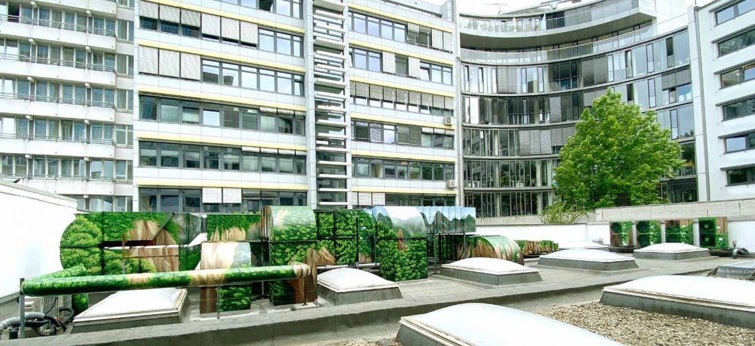 C. Bechstein Klavierstudio oddział Düsseldorf gdzie produkt użytkowy komponuje się z architekturą obiektu