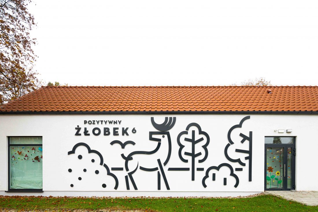 Jeleń na żłobku numer 6