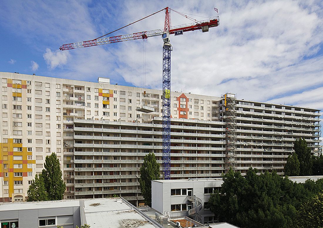 Osiedle Grand Parc w Bordeaux -; transformacja bloków mieszkalnych poprzez dobudowę zewnętrznej prefabrykowanej konstrukcji, proj.: Lacaton & Vassal