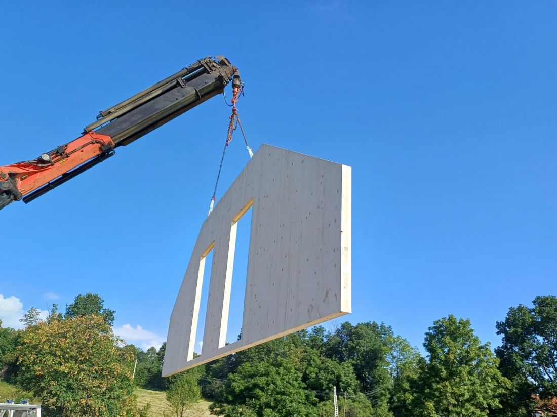 Drewno CLT – przyszłość budownictwa drewnianego
