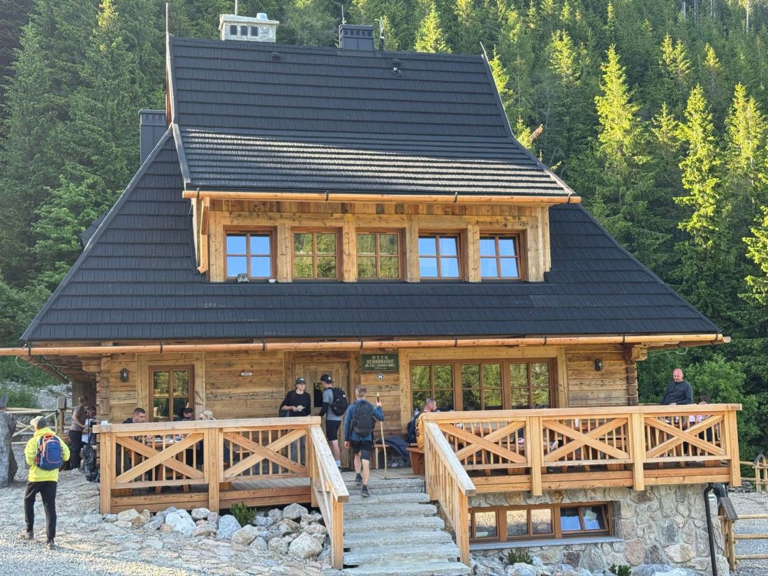 Schronisko na Hali Kondratowej po remoncie