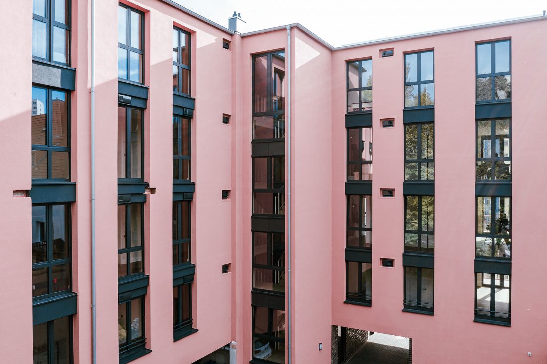 Profile Elegant ThermoFibra oferują doskonałą izolację cieplną, bez kompromisów w zakresie wzornictwa