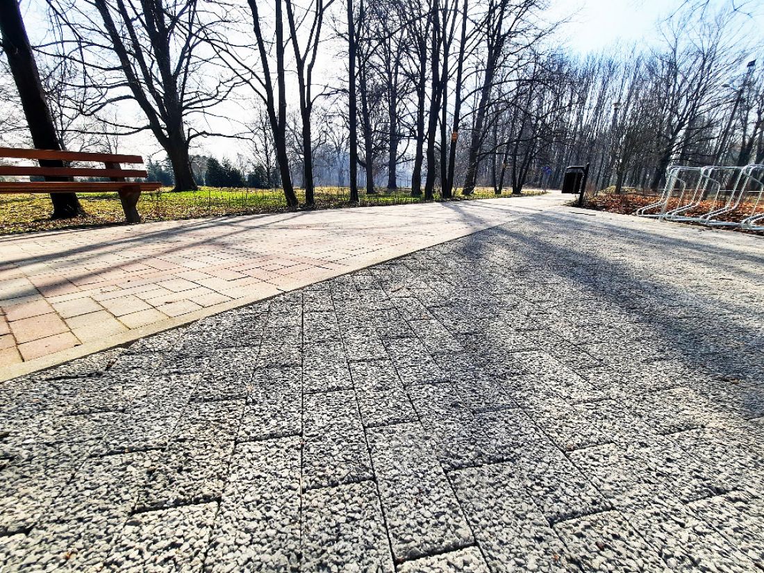 Biała Nyska – Park WATERFLOW™ grafit