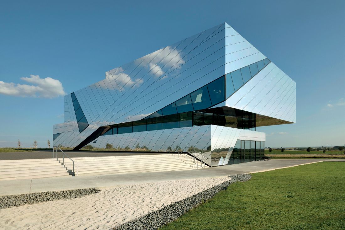 ALUCOBOND® naturAL Reflect // © Jan Bitter