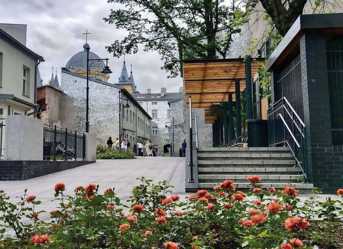 Łódź, Pasaż Róży, 2022 rok, tworzenie sieci pieszych powiązań w śródmiejskich kwartałach w ramach projektu Rewitalizacji Obszarowej Centrum Łodzi, proj.: 3DArchitekci