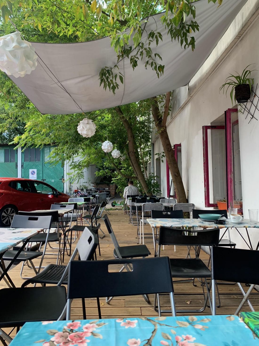 Młodsza Siostra