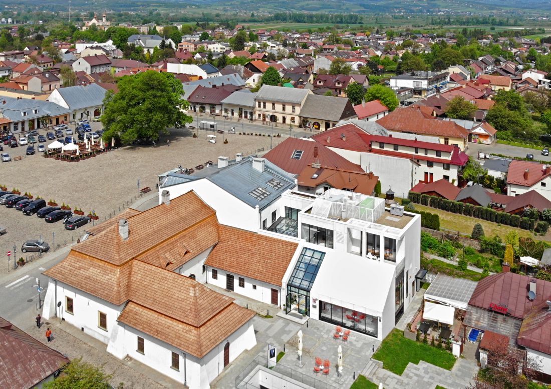 Centrum Kultury i Sztuki imienia Ady Sary w Starym Sączu (proj. 55Architekci)