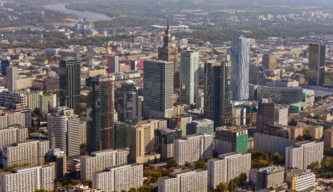 Jako realizację pomysłu autor wybrał Osiedle Za Żelazną Bramą w Warszawie