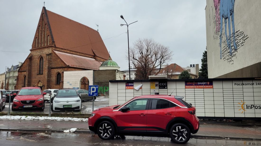 Automat przechwujący paczki ustawiony bez zezwolenia