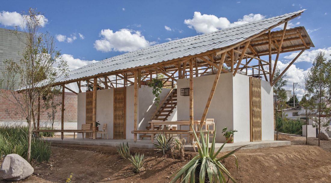 Casa Pórtico: Xochitepec, Morelos, proj.: Rozana Montiel Estudio de Arquitectura
