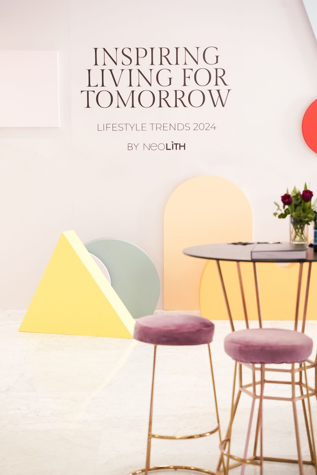 prezentacja księgi trendów projektowych na rok 2024 „Inspiring Living For Tomorrow”