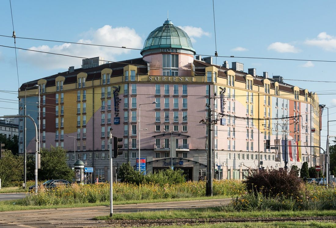 kultowy warszawski hotel też może zmienić swoje oblicze
