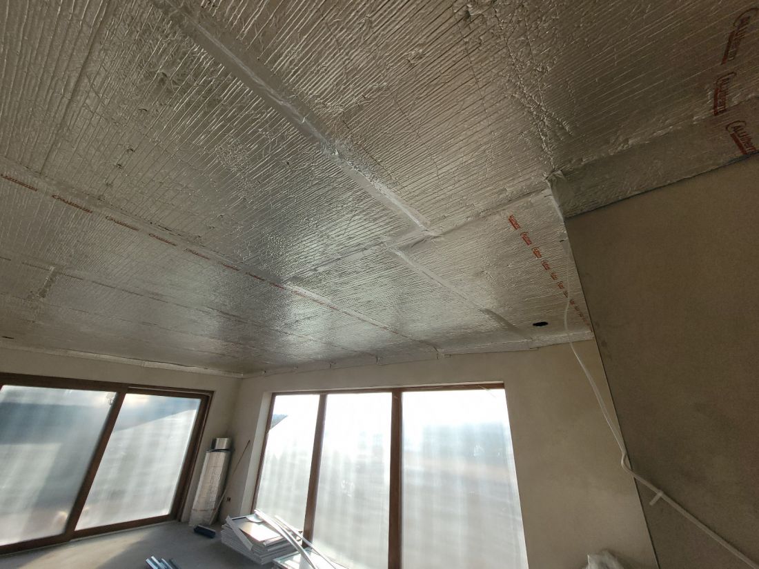 Realizacja izolacji poddasza w 130 m2 domu rodzinnym z zastosowaniem Aluthermo® QUATTRO