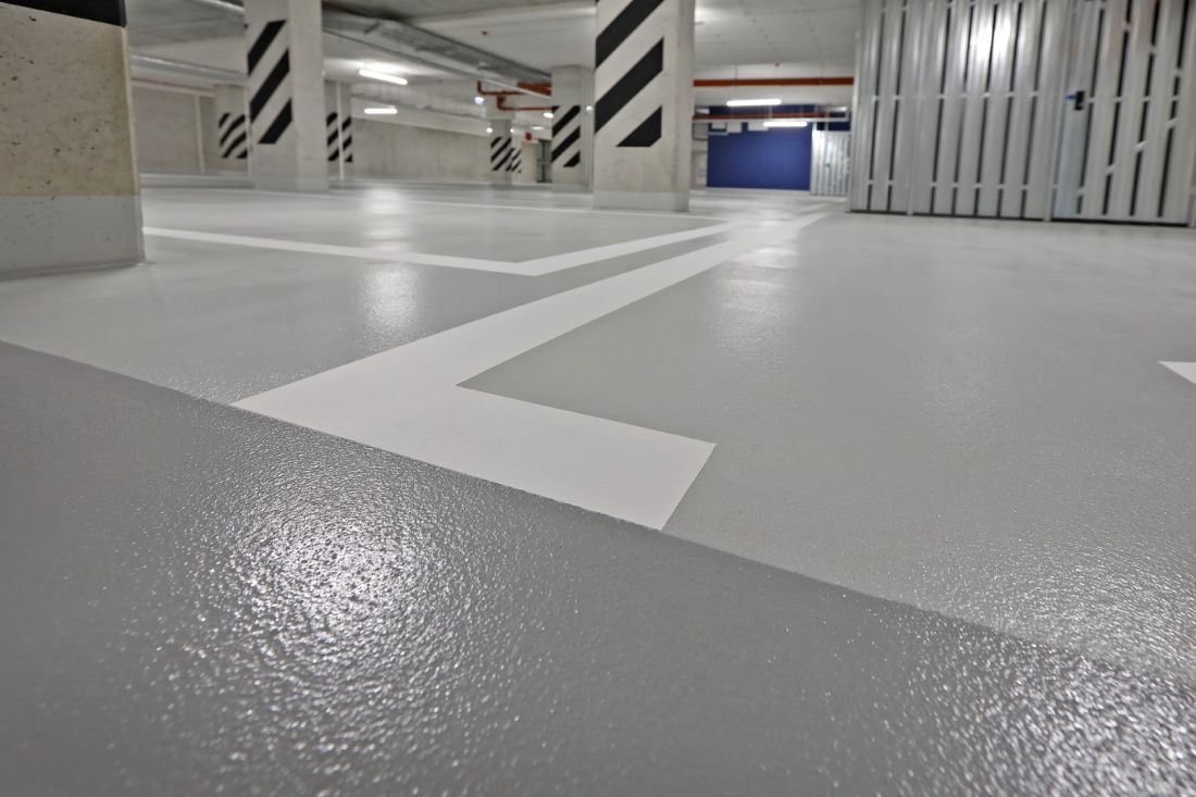 miasteczko Nova Sfera, posadzka Deckshield