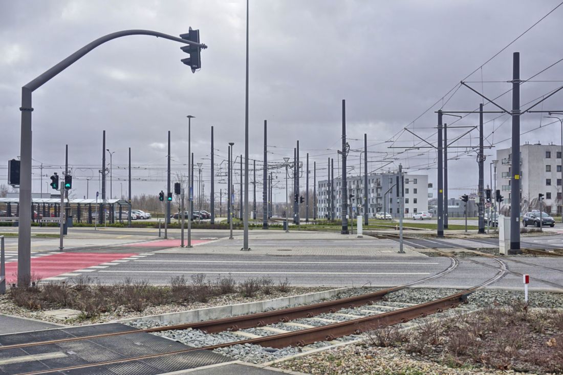 Gdańsk południe (Łostowice), kameralny skwer w centrum dzielnicy
