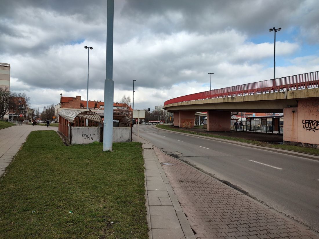 Gdańsk; planowana do remontu estakada w ciągu przelotowej tranzytowej trasy, która nie istnieje. 