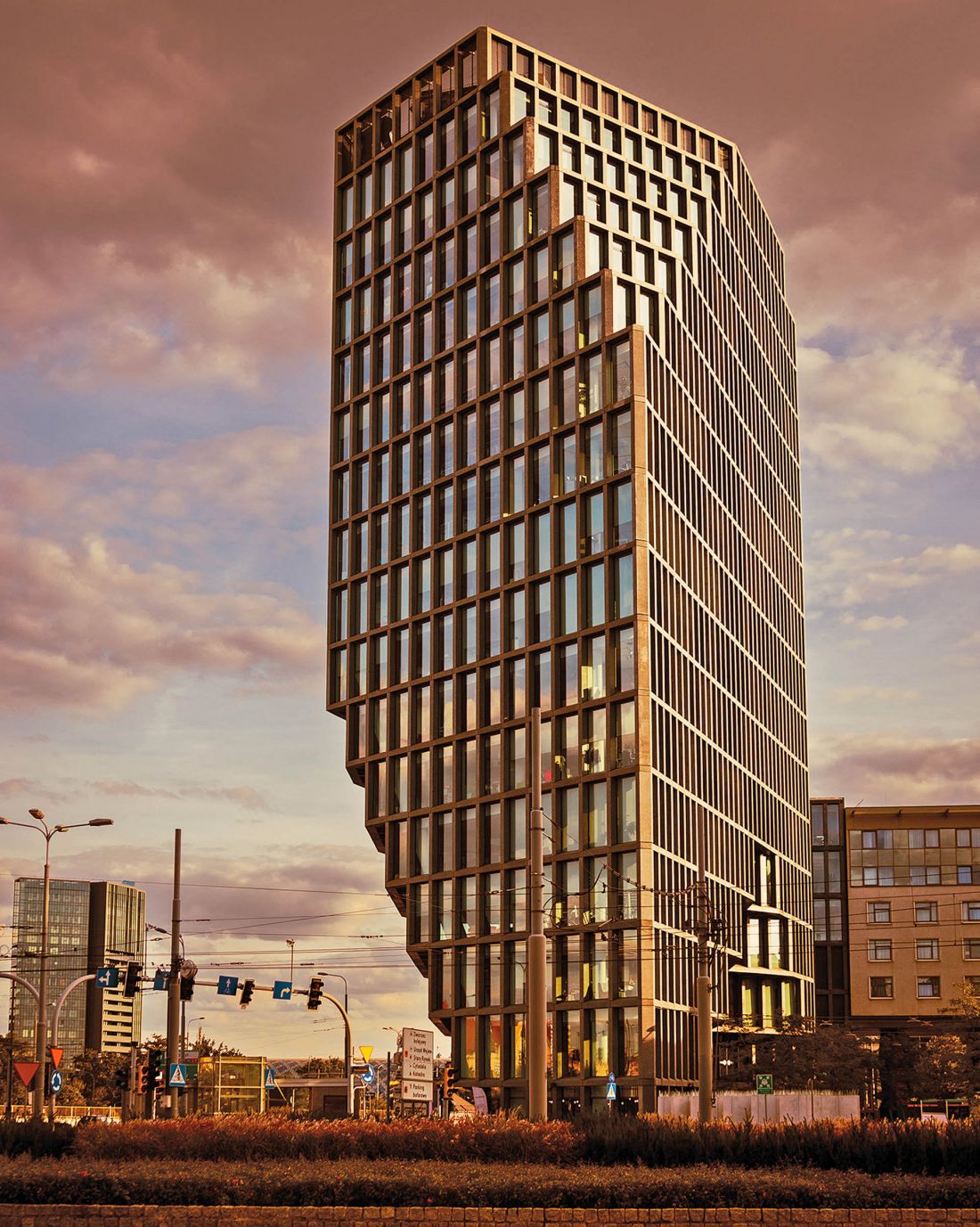 budynek Bałtyk ma klasę i z każdej strony wygląda inaczej, proj.: MVRDV