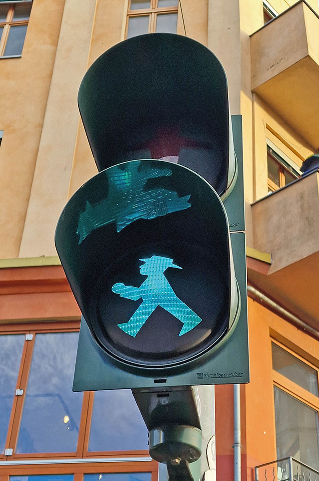 kultowy NRD-owski Ampelmännchen, w skrócie Ampelmann, proj.: Karl Peglau