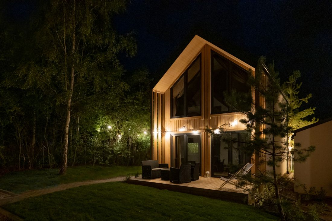 Domki inspirowane są zabudową skandynawską
