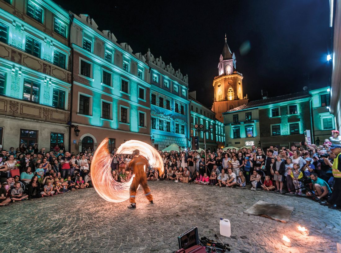 Carnaval Sztukmistrzów - sztukmistrz z czegoś wynika i ma się dobrze 
