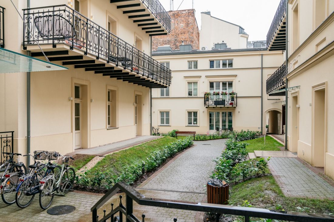 Mieszkanie znajduje się w historycznej kamienicy