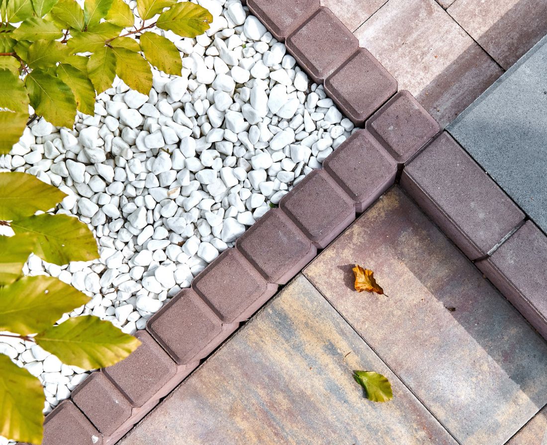 Bari Mogano, palisada Endum, palisada Trio Brąz, blok schodowy Grafit, Universum Autunno