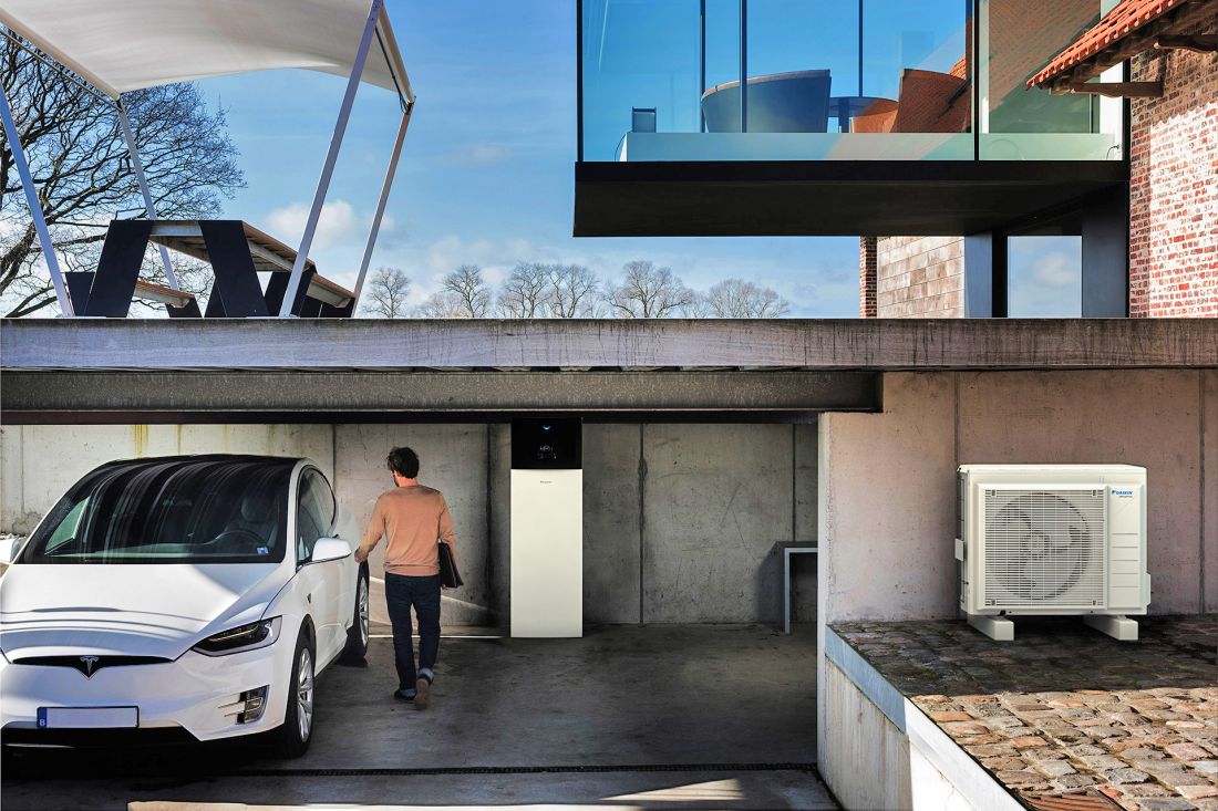 Powietrzna pompa ciepła Daikin Altherma 3 R F (jednostka wewnętrzna i jednostka zewnętrzna)