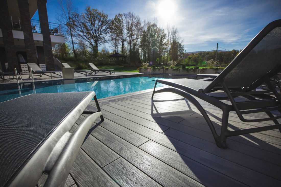 Hotel Aspen – TARAS LENTA SZARY