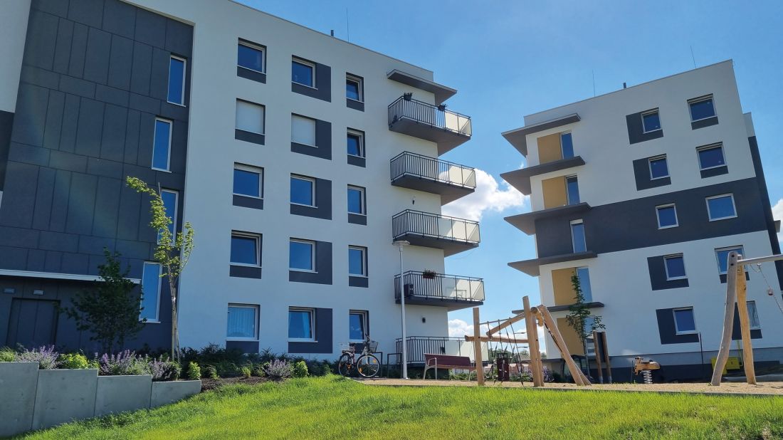 bloki wybudowane przez prywatnego dewelopera na gruntach sprzedanych przez gminę 