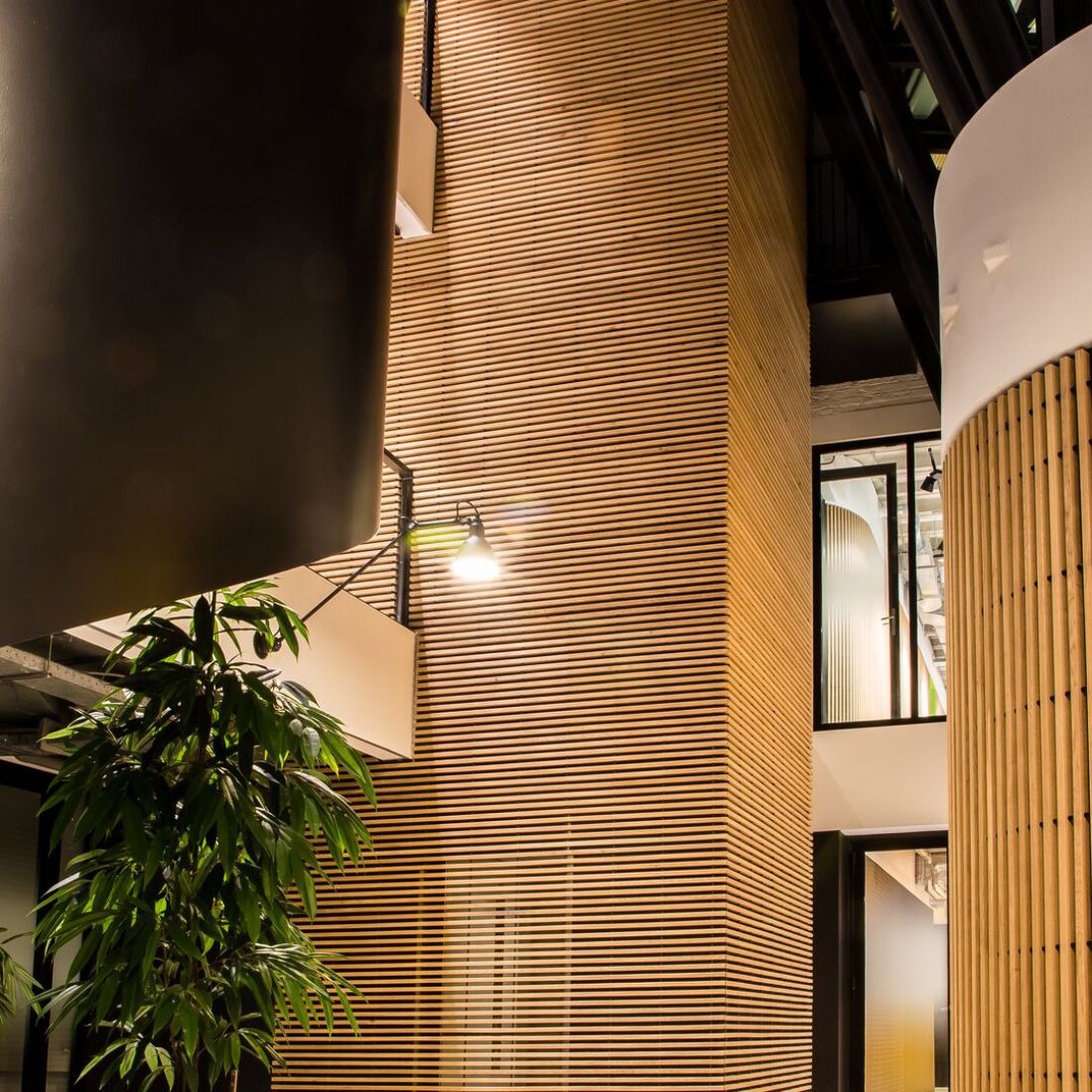 Solid Wood Grid, Biuro Alliantie Insurance, Amersfoort, Niderlandy