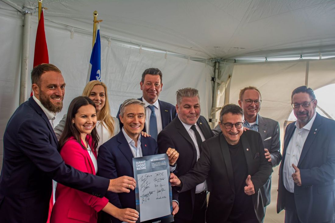 Ceremonia wmurowania kamienia węgielnego w Matane 
