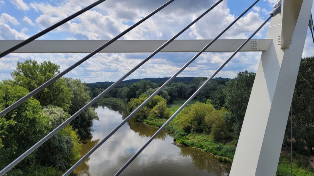 kładka pieszo-rowerowa w Owińskach k/Poznania, proj.: Atelier Paweł Byrski