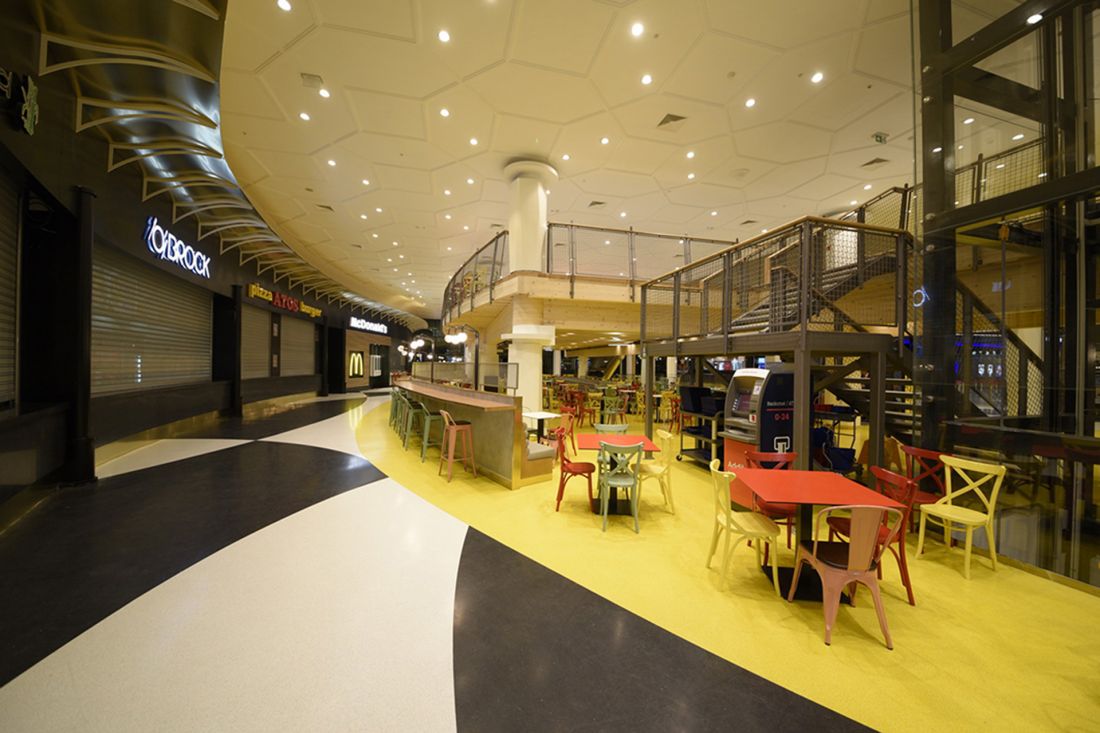 Posadzki Flowcrete Mondeco