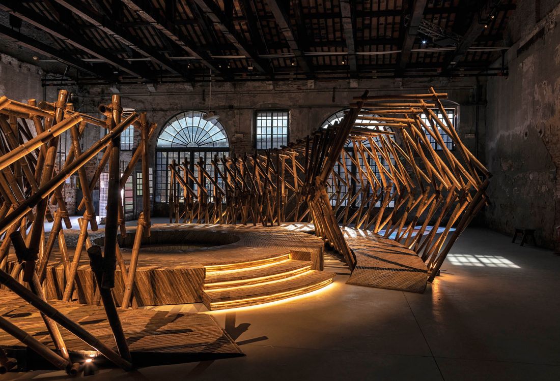 Pawilon Filipin - „Tripa de Gallina: Guts of Estuary”, kuratorzy: Sam Domingo, Choie Y. Funk
