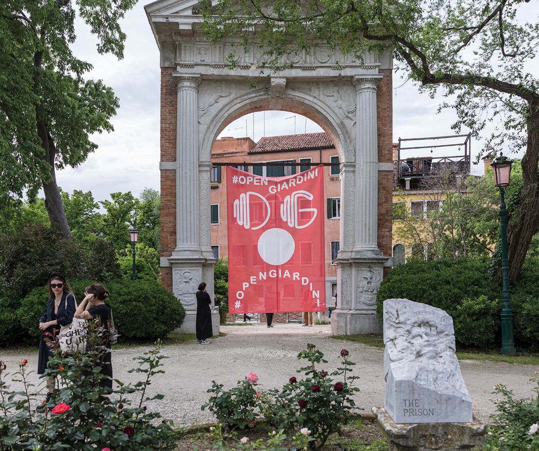 Unfolding Pavilion - powstałe z inicjatywy kuratorów Pawilonu Austriackiego i we współpracy z mieszkańcami alternatywne tereny Biennale (#openGiardini) 