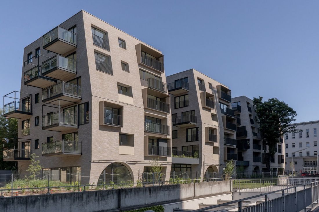 Budynek mieszkalny wielorodzinny z funkcją usługową na parterze, Poznań proj.: INSOMIA
