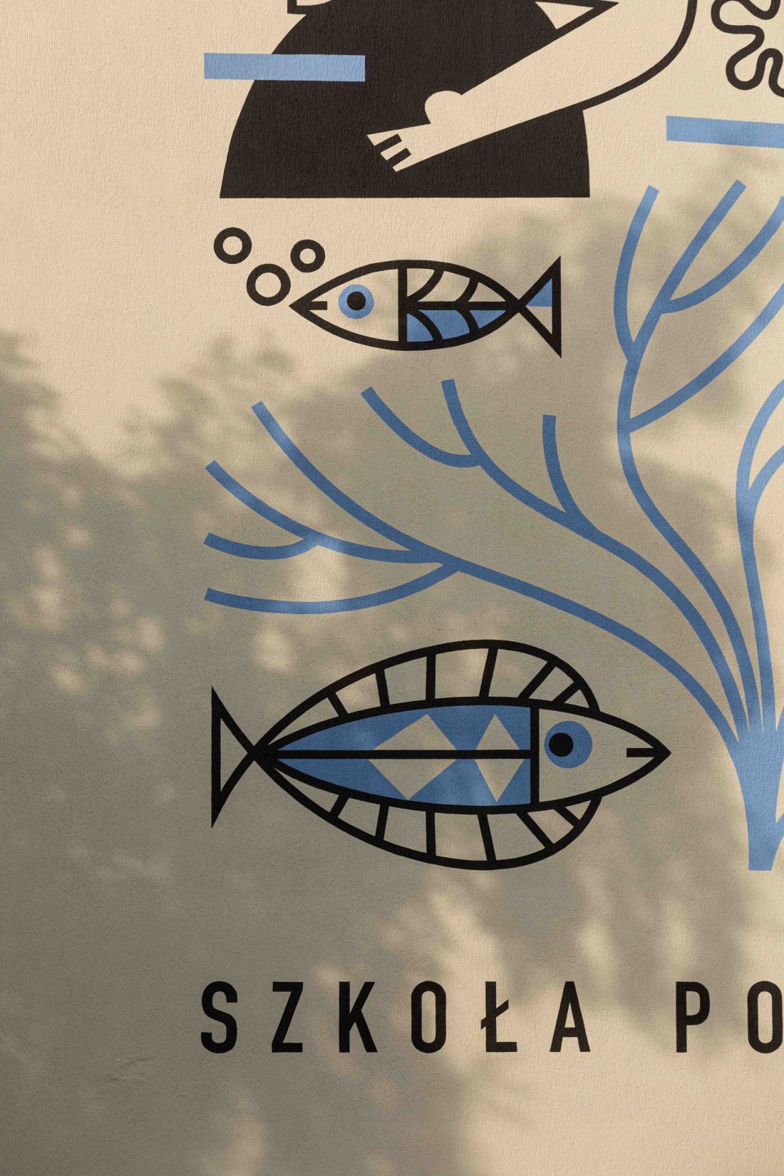 projekt został zrealizowany w ramach Asphalt Art fundacji Bloomberga. Mural został wykonany przez artystów z grupy Traffic Design, a sfinansowany przez miasto Gdynię i Cavatina Group.