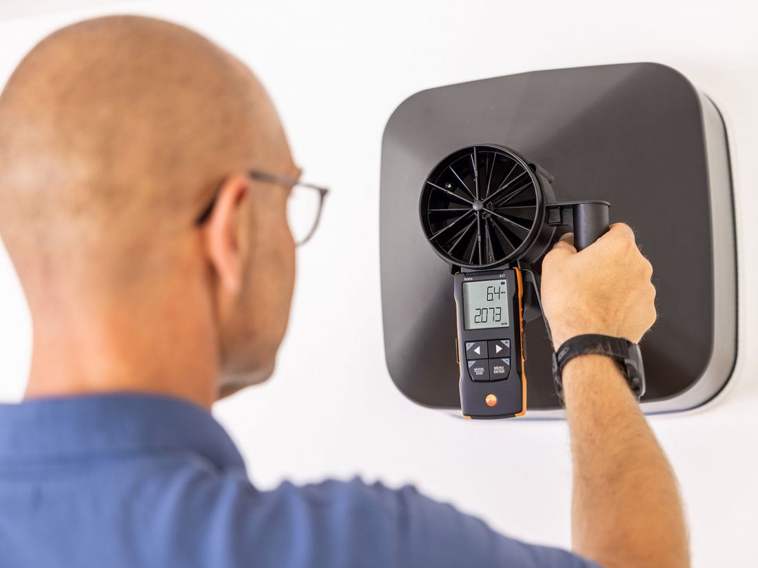 Anemometr wiatraczkowy testo 417 z rękawem pomiarowym
