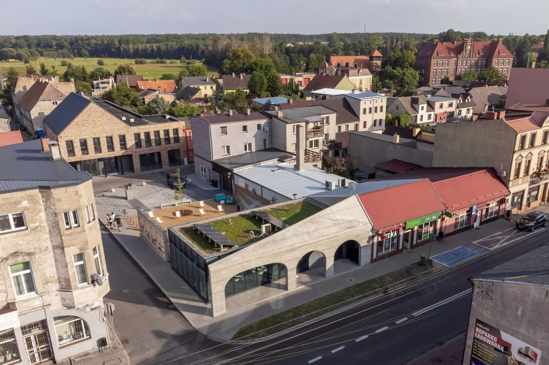 Skwer Usług Kultury - „Przystanek Edukacja”, Wieleń autorzy: Neostudio Architekci, architekci: Bartosz Dawid Jarosz, Paweł Świerkowski, Tomasz Sołtysiak