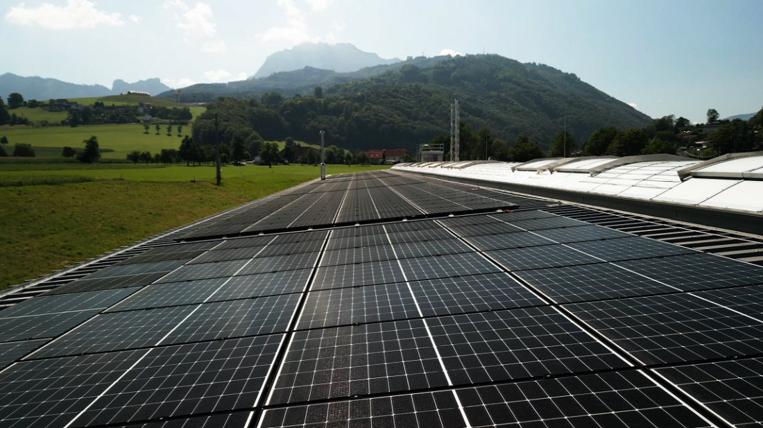 Grupa Roca oddała do użytku pierwszy na świecie elektryczny piec tunelowy do produkcji ceramiki sanitarnej