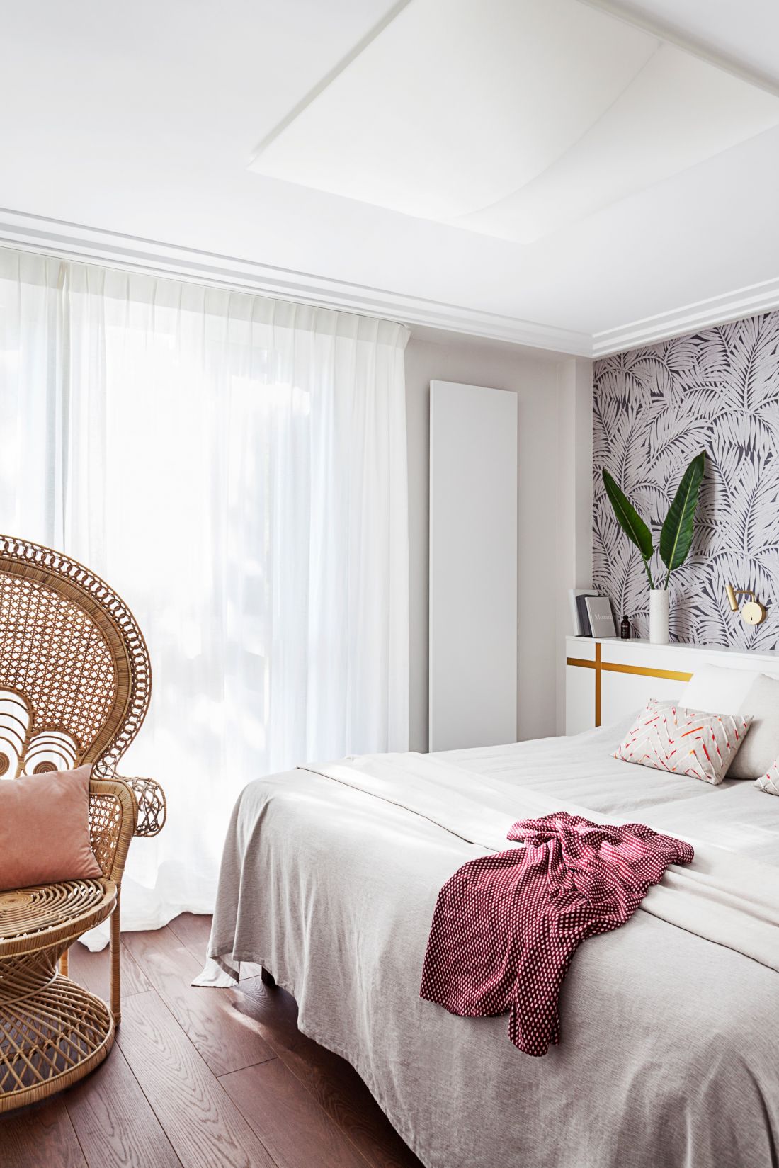 Jeden z pokojów gościnnych został wyposażony w kultowy fotel Peacock