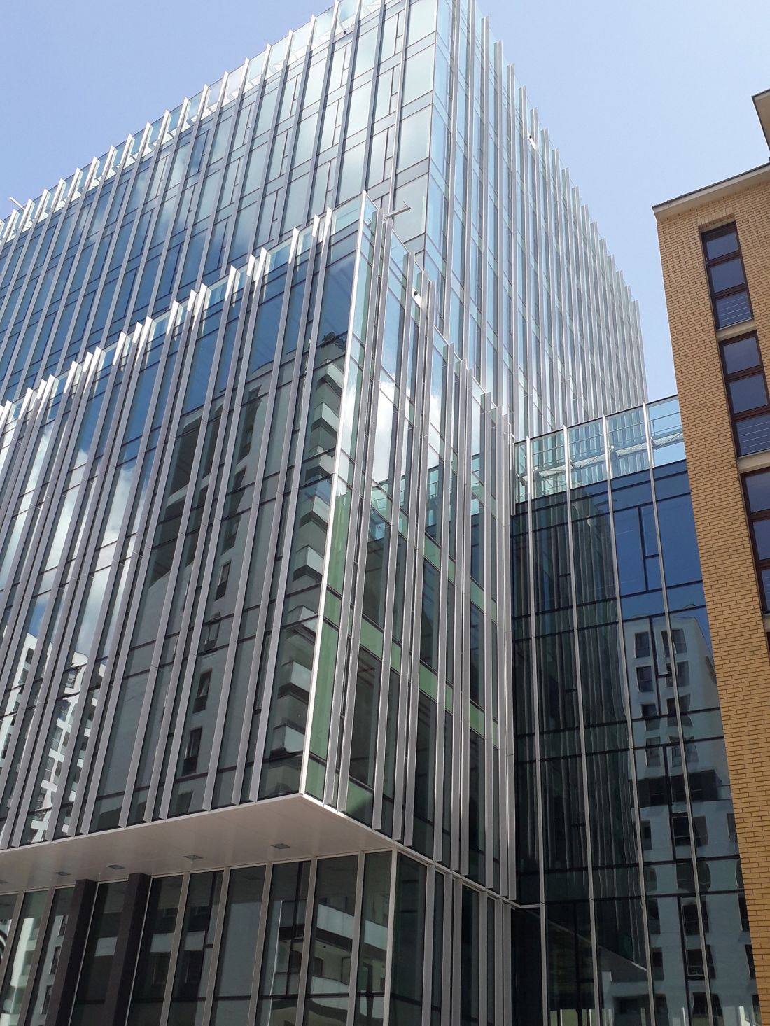 Przykład zastosowania farb proszkowych IGP - Metropoint Office, Warszawa;