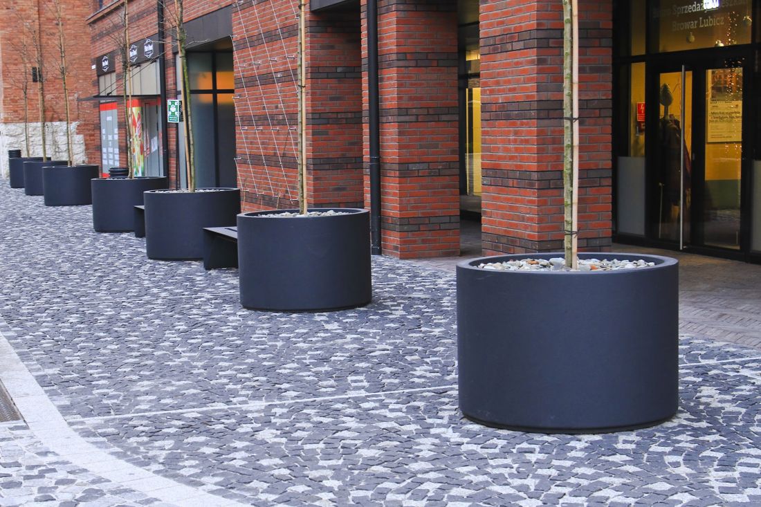 Donica Maryla2 deco wykonana w technologii betonu architektonicznego