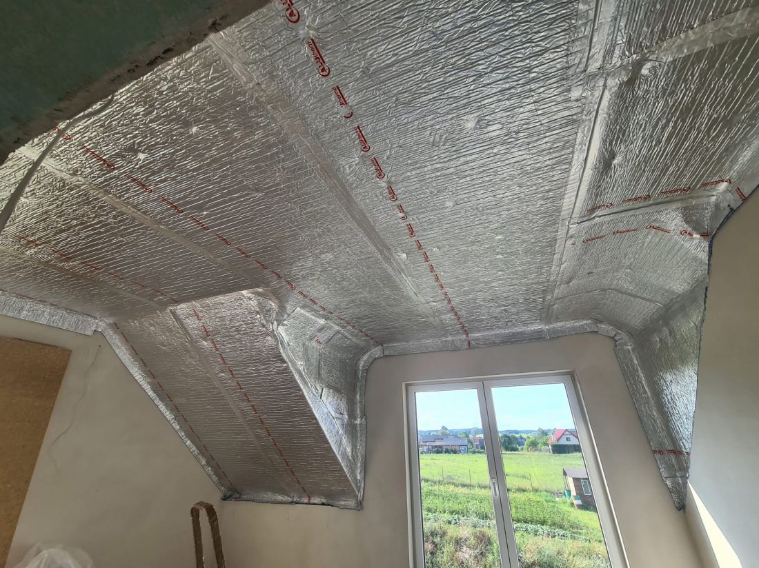 Izolacja poddasza w Gdyni materiałem Aluthermo® QUATTRO