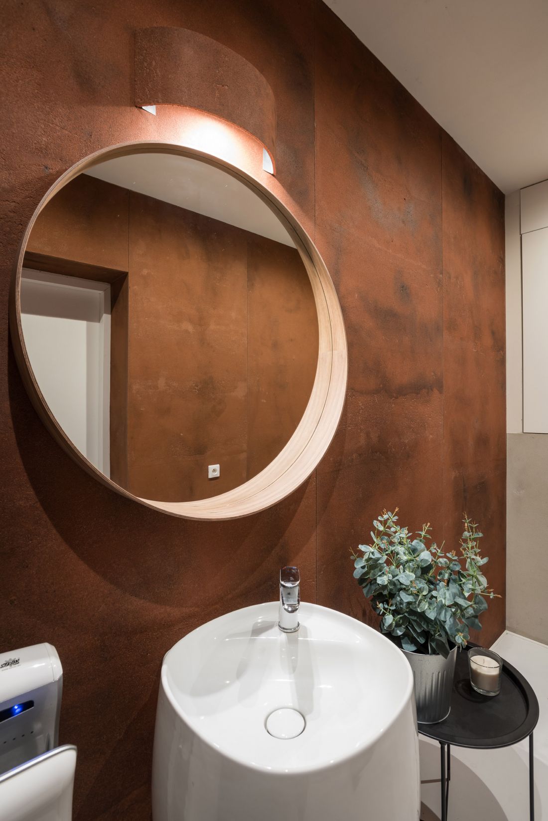 Elastyczny beton architektoniczny - Rawall (kolor: corten)