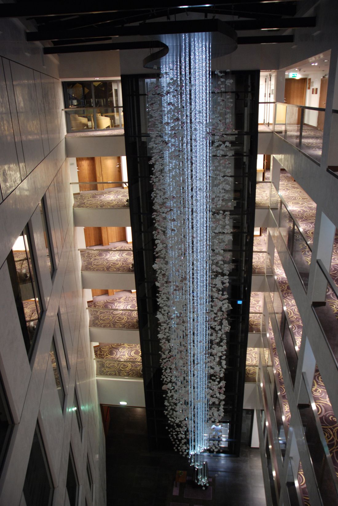 Hotel Hilton Gdańsk - nocny efekt 