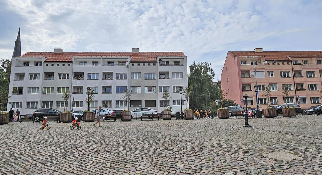  to coś zastąpiło pierzeje średniowiecznych kamienic