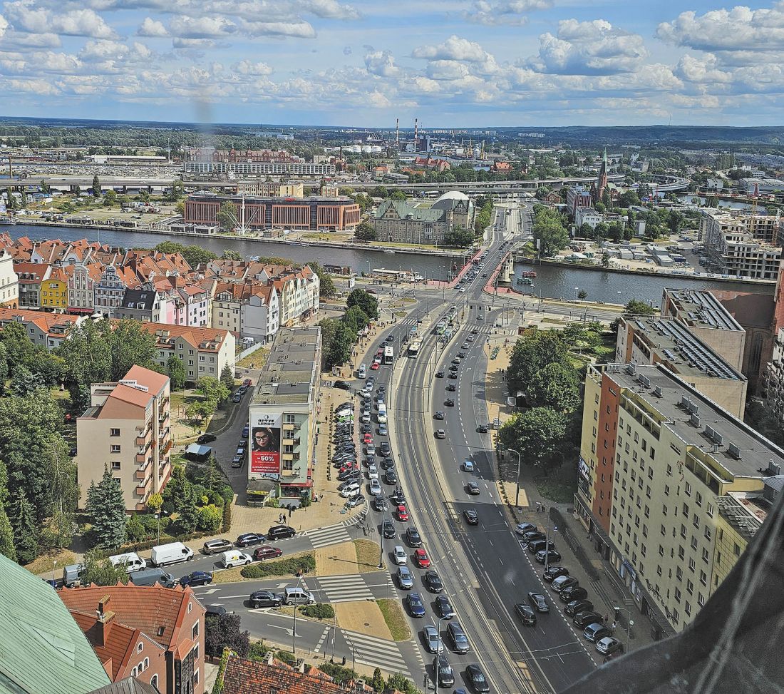 są estakady, więc jest na czym uprawiać street art