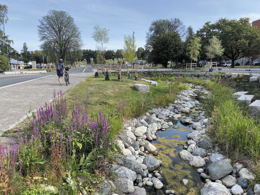 wydobyty spod ziemi potok Hovin w Oslo